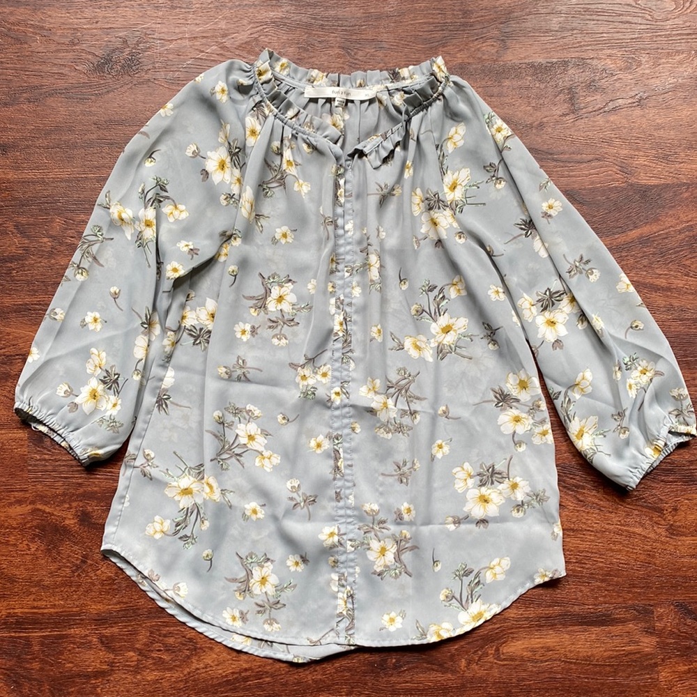 ModCloth Floral 3/4 Sleeve Blouse XS Blue & Grey